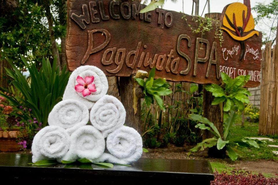 Crystal Paradise Resort Spa & Winery Narra Luaran gambar